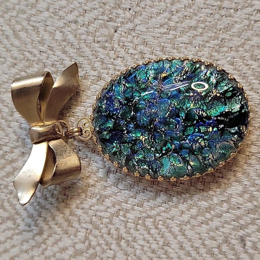 VINTAGE CZECH Dragons Breath Opal Cabochon Brooch With Bow - Picture 4 of 7